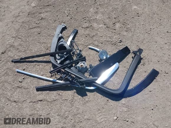 2019 Chevrolet Traverse LT z VIN 1GNERHKW0KJ115178, wystawiony jako IAAI lot #43457510 z przebiegiem 127 984 mil mil oraz . Historia ofert i sprzedaży dostępna na DreamBid. Obrazek 12.