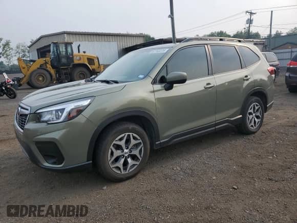 2020 Subaru Forester Premium z VIN JF2SKAJC4LH467575, wystawiony jako Copart lot #67763225 z przebiegiem 65 876 mil mil oraz Szkoda całkowita • Salvage title. Historia ofert i sprzedaży dostępna na DreamBid. Obrazek 1.