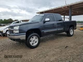 2005 Chevrolet Silverado 1500 LS with VIN 1GCEK19B35E273647, listed as a Copart auction lot 68188455 with 257,206 mi miles and Salvage title. Bid and sale history available at DreamBid. Image 1.