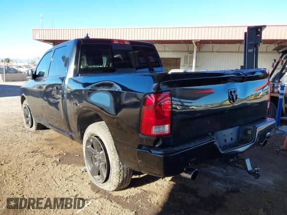 2019 Ram 1500 Warlock с VIN 1C6RR7LT3KS519053, выставлен на аукционе IAAI как лот 43385631 с пробегом 205 848 миль миль и . История ставок и продаж доступна на DreamBid. Изображение 3.