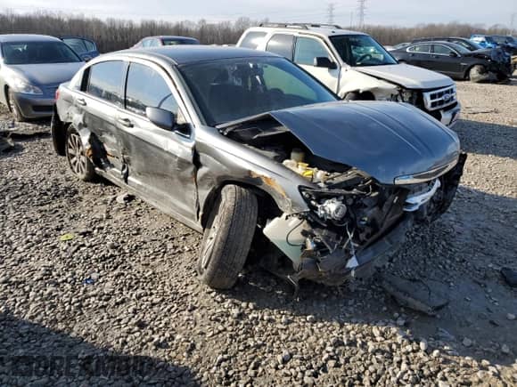 2013 Chrysler 200 Touring с VIN 1C3CCBBB0DN650409, выставлен на аукционе Copart как лот 80709703 с пробегом 91 170 миль миль и Списание • Salvage title. История ставок и продаж доступна на DreamBid. Изображение 4.