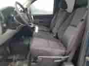 2011 GMC Sierra 1500 SL z VIN 1GTR2UEA4BZ370165, wystawiony jako Copart lot #52070615 z przebiegiem 192 528 mil mil oraz Szkoda całkowita • Salvage title. Historia ofert i sprzedaży dostępna na DreamBid. Obrazek 7.