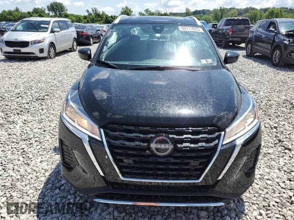 2024 Nissan Kicks SV with VIN 3N1CP5CV9RL471483, listed as a Copart auction lot 60711025 with 34,656 mi miles and Salvage title. Bid and sale history available at DreamBid. Image 5.