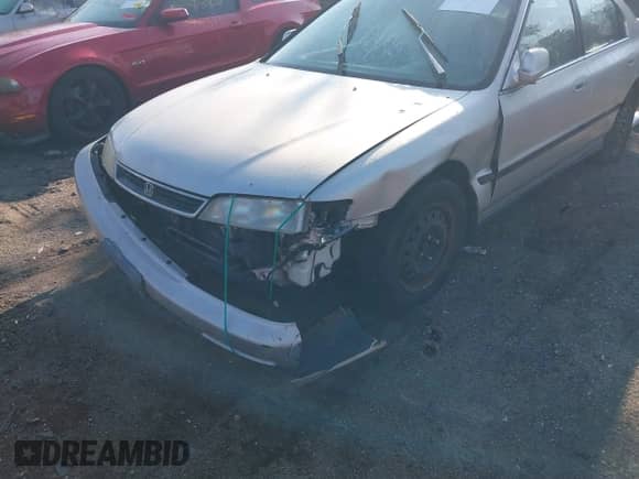 1996 Honda Accord LX with VIN 1HGCD563XTA060237, listed as a IAAI auction lot 42828626 with 110,927 mi miles and . Bid and sale history available at DreamBid. Image 6.