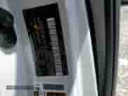 2025 Toyota Sienna XLE z VIN 5TDJRKEC0SS248211, wystawiony jako Copart lot #70062215 z przebiegiem 1 751 mil mil oraz Szkoda całkowita • Salvage title. Historia ofert i sprzedaży dostępna na DreamBid. Obrazek 13.