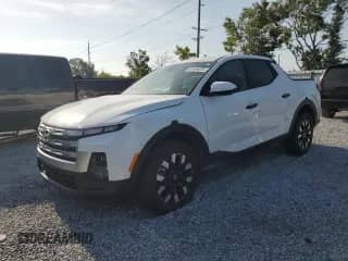 2025 Hyundai Santa Cruz SE with VIN 5NTJA4DE4SH139201, listed as a Copart auction lot 58466325 with 10,650 mi miles and Non repairable. Bid and sale history available at DreamBid. Image 1.