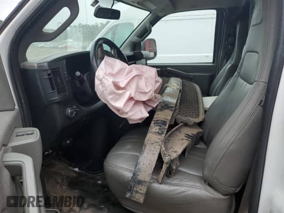 2019 Chevrolet Express Cargo с VIN 1GCWGBFG4K1185639, выставлен на аукционе Copart как лот 88564825 с пробегом Не указан миль и Списание • Salvage title. История ставок и продаж доступна на DreamBid. Изображение 7.