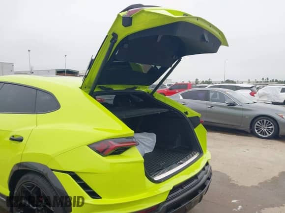 2024 Lamborghini Urus Performante с VIN ZPBUC3ZL1RLA32922, выставлен на аукционе IAAI как лот 41561732 с пробегом 52 миль миль и . История ставок и продаж доступна на DreamBid. Изображение 17.