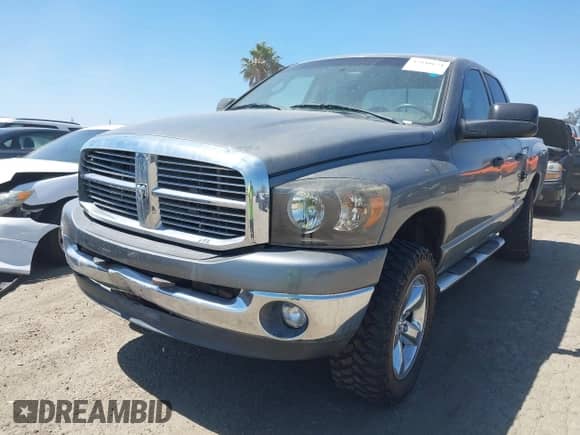2008 Dodge 1500 SLT with VIN 1D7HU18N58S522769, listed as a IAAI auction lot 42840174 with 181,159 mi miles and . Bid and sale history available at DreamBid. Image 17.