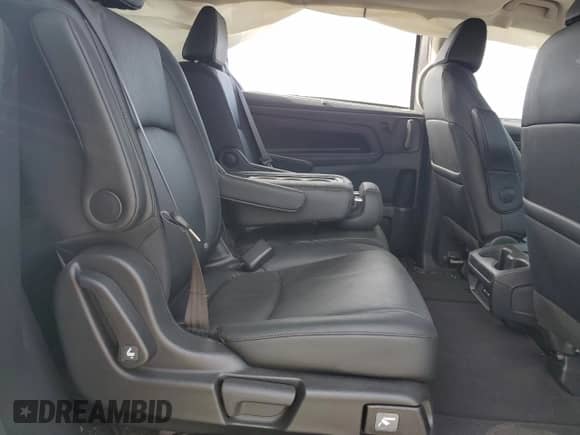 2025 Honda Odyssey EX-L с VIN 5FNRL6H69SB055805, выставлен на аукционе Copart как лот 85557885 с пробегом Не указан миль и Списание • Salvage title. История ставок и продаж доступна на DreamBid. Изображение 11.