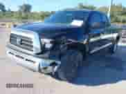 2008 Toyota Tundra z VIN 5TBRT54148S459113, wystawiony jako IAAI lot #43473949 z przebiegiem 145 326 mil mil oraz . Historia ofert i sprzedaży dostępna na DreamBid. Obrazek 6.