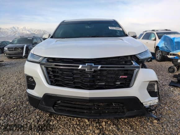2024 Chevrolet Traverse with VIN 1GNETYKWXRJ132260, listed as a Copart auction lot 42018065 with 14,584 mi miles and Salvage title. Bid and sale history available at DreamBid. Image 5.