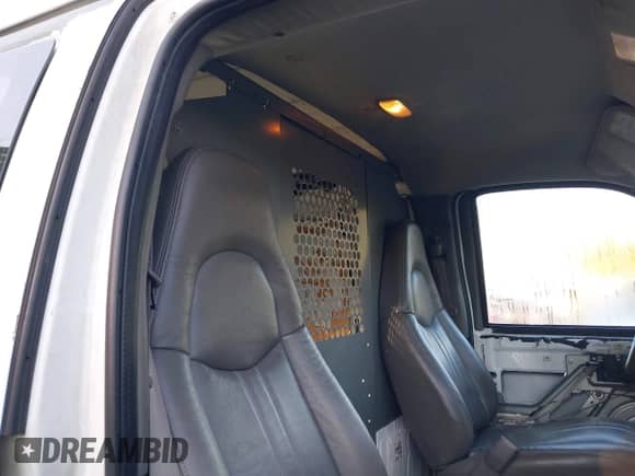 2007 Chevrolet Express Cargo with VIN 1GCGG25V871246521, listed as a IAAI auction lot 43332730 with 330,944 mi miles and . Bid and sale history available at DreamBid. Image 8.
