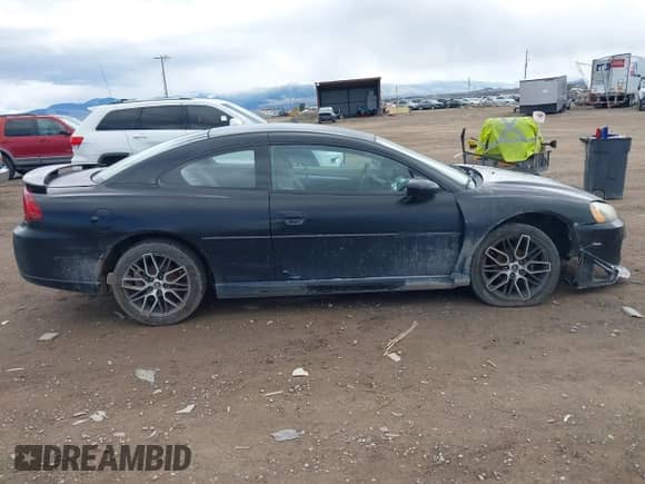 2004 Dodge Stratus SE with VIN 4B3AG42G14E134588, listed as a IAAI auction lot 41978035 with 64,236 mi miles and . Bid and sale history available at DreamBid. Image 13.