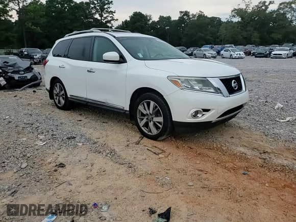 2014 Nissan Pathfinder Platinum with VIN 5N1AR2MM1EC652114, listed as a Copart auction lot 66991445 with 155,936 mi miles and Salvage title. Bid and sale history available at DreamBid. Image 14.
