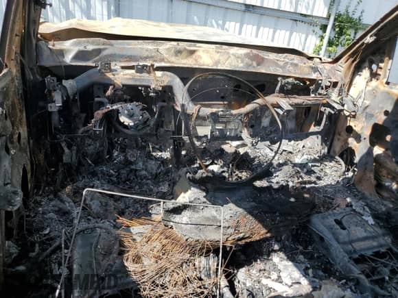 2019 Chevrolet Silverado 3500HD LTZ with VIN 1GC4KXCY9KF260550, listed as a Copart auction lot 70209035 with Not provided miles and Salvage title. Bid and sale history available at DreamBid. Image 9.