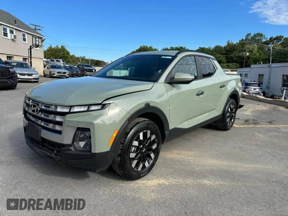 2025 Hyundai Santa Cruz SEL с VIN 5NTJB4DE2SH139128, выставлен на аукционе Copart как лот 71401795 с пробегом 9 143 миль миль и На запчасти • Non repairable. История ставок и продаж доступна на DreamBid. Изображение 1.