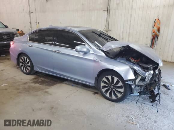 2017 Honda Accord EX-L with VIN JHMCR6F51HC003166, listed as a Copart auction lot 84195705 with Not provided miles and Salvage title. Bid and sale history available at DreamBid. Image 4.