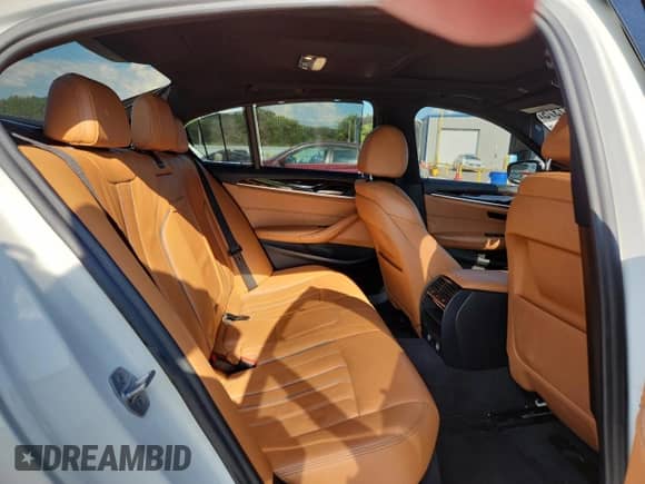 2019 BMW 5 Series 540i с VIN WBAJE5C53KBM77018, выставлен на аукционе Copart как лот 65531375 с пробегом 129 457 миль миль и Чистый • Clean title. История ставок и продаж доступна на DreamBid. Изображение 10.