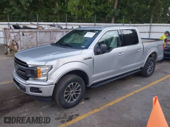 2019 Ford F-150 XLT z VIN 1FTEW1EP6KKD95650, wystawiony jako IAAI lot #42834163 z przebiegiem 100 460 mil mil oraz . Historia ofert i sprzedaży dostępna na DreamBid. Obrazek 2.