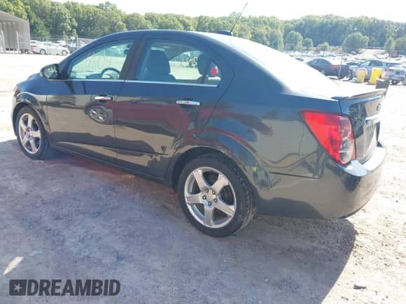 2015 Chevrolet Sonic LTZ с VIN 1G1JE5SB0F4104919, выставлен на аукционе IAAI как лот 43424804 с пробегом 94 365 миль миль и . История ставок и продаж доступна на DreamBid. Изображение 3.