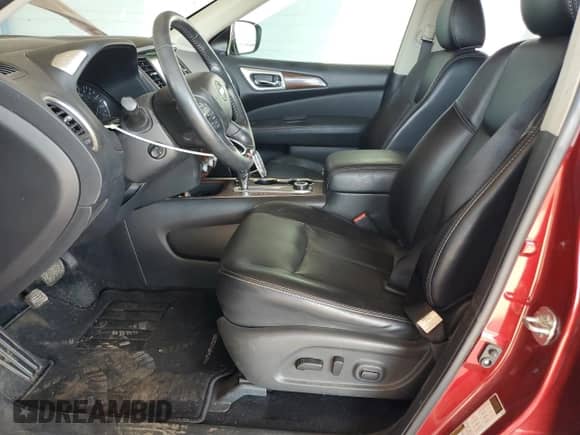 2020 Nissan Pathfinder Platinum with VIN 5N1DR2DM6LC586055, listed as a Copart auction lot 70061695 with 59,495 mi miles and Salvage title. Bid and sale history available at DreamBid. Image 7.