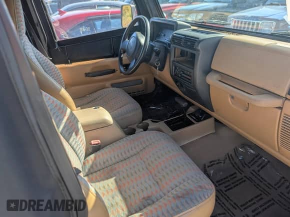 1997 Jeep Wrangler SE с VIN 1J4FY29P5VP426970, выставлен на аукционе IAAI как лот 43527663 с пробегом 93 293 миль миль и . История ставок и продаж доступна на DreamBid. Изображение 5.