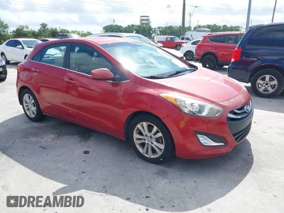 2014 Hyundai Elantra с VIN KMHD35LH6EU202862, выставлен на аукционе IAAI как лот 41923273 с пробегом 86 516 миль миль и . История ставок и продаж доступна на DreamBid. Изображение 1.