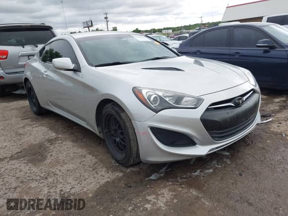 2013 Hyundai Genesis Coupe Premium with VIN KMHHT6KD7DU091808, listed as a IAAI auction lot 42364506 with 110,349 mi miles and . Bid and sale history available at DreamBid. Image 1.