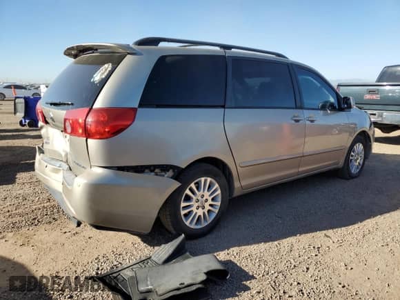 2010 Toyota Sienna XLE с VIN 5TDYK4CC1AS312935, выставлен на аукционе Copart как лот 84916835 с пробегом 147 715 миль миль и Списание • Salvage title. История ставок и продаж доступна на DreamBid. Изображение 3.