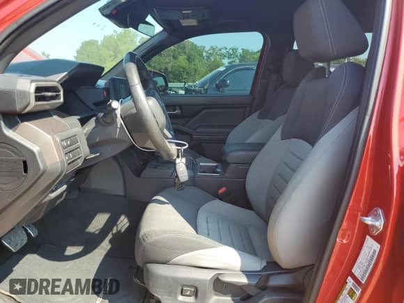 2024 Toyota Tacoma SR5 with VIN 3TYKB5FN3RT002388, listed as a Copart auction lot 80583475 with 30,696 mi miles and Salvage title. Bid and sale history available at DreamBid. Image 7.