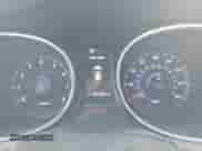2013 Hyundai Santa Fe Sport z VIN 5XYZUDLAXDG039119, wystawiony jako IAAI lot #43524581 z przebiegiem 331 501 mil mil oraz . Historia ofert i sprzedaży dostępna na DreamBid. Obrazek 7.