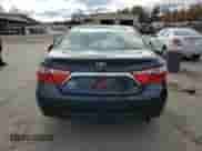 2015 Toyota Camry SE z VIN 4T1BF1FK4FU997605, wystawiony jako Copart lot #90106375 z przebiegiem 96 109 mil mil oraz Szkoda całkowita • Salvage title. Historia ofert i sprzedaży dostępna na DreamBid. Obrazek 6.