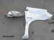 2015 Toyota Prius One z VIN JTDKDTB33F1575685, wystawiony jako IAAI lot #43508333 z przebiegiem 121 064 mil mil oraz . Historia ofert i sprzedaży dostępna na DreamBid. Obrazek 12.