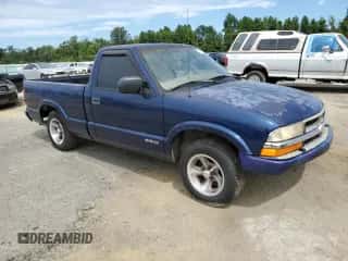 1999 Chevrolet S-10 LS z VIN 1GCCS1441XK212088, wystawiony jako Copart lot #70067924 z przebiegiem 170 863 mil mil oraz Szkoda całkowita • Salvage title. Historia ofert i sprzedaży dostępna na DreamBid. Obrazek 4.