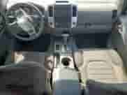 2014 Nissan Frontier Desert Runner z VIN 1N6AD0ER7EN768601, wystawiony jako Copart lot #70228955 z przebiegiem 105 195 mil mil oraz Szkoda całkowita • Salvage title. Historia ofert i sprzedaży dostępna na DreamBid. Obrazek 8.