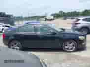 2015 Volvo S60 T5 Premier с VIN YV1612TK4F1353628, выставлен на аукционе IAAI как лот 42437664 с пробегом 184 076 миль миль и . История ставок и продаж доступна на DreamBid. Изображение 13.