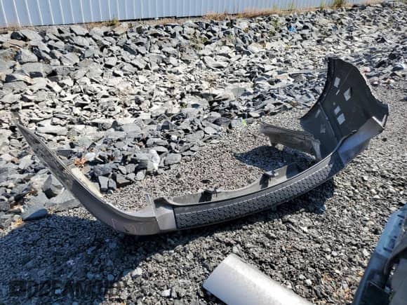 2018 Dodge Durango GT с VIN 1C4RDJDG6JC262341, выставлен на аукционе Copart как лот 64290635 с пробегом 97 388 миль миль и Списание • Salvage title. История ставок и продаж доступна на DreamBid. Изображение 13.