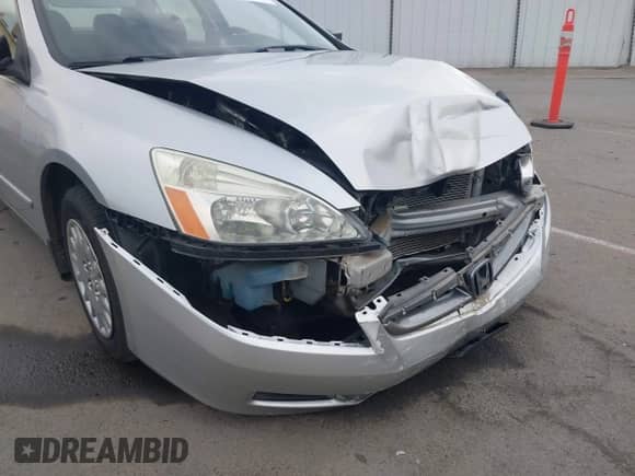 2007 Honda Accord VP с VIN JHMCM56107C009870, выставлен на аукционе IAAI как лот 43426564 с пробегом 160 709 миль миль и . История ставок и продаж доступна на DreamBid. Изображение 16.