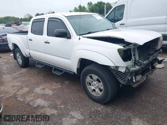 2007 Toyota Tacoma PreRunner z VIN 3TMKU72N57M013302, wystawiony jako IAAI lot #43089625 z przebiegiem 146 945 mil mil oraz . Historia ofert i sprzedaży dostępna na DreamBid. Obrazek 1.