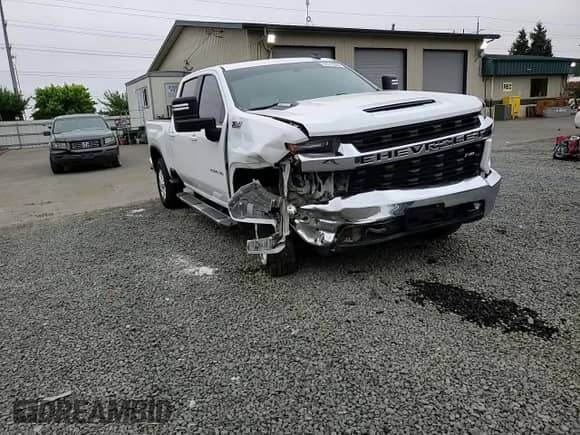 2023 Chevrolet Silverado 2500HD LT z VIN 1GC1YNEY0PF223252, wystawiony jako Copart lot #62312085 z przebiegiem 53 420 mil mil oraz Szkoda całkowita • Salvage title. Historia ofert i sprzedaży dostępna na DreamBid. Obrazek 13.