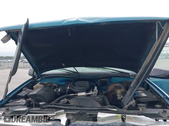 1997 Chevrolet Silverado 1500 с VIN 2GCEC19M8V1265978, выставлен на аукционе IAAI как лот 40690252 с пробегом 305 960 миль миль и . История ставок и продаж доступна на DreamBid. Изображение 10.