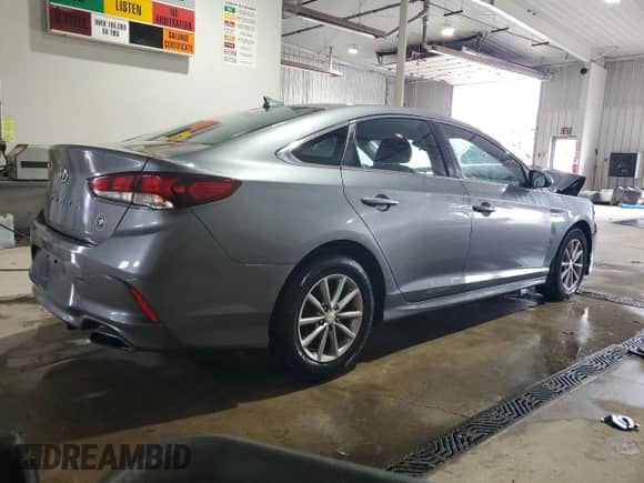 2018 Hyundai Sonata SE with VIN 5NPE24AF6JH687306, listed as a Copart auction lot 81218535 with 93,752 mi miles and Salvage title. Bid and sale history available at DreamBid. Image 3.