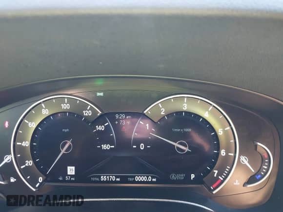 2018 BMW 5 Series 540i xDrive с VIN WBAJE7C59JG892017, выставлен на аукционе IAAI как лот 42556936 с пробегом 55 170 миль миль и . История ставок и продаж доступна на DreamBid. Изображение 7.