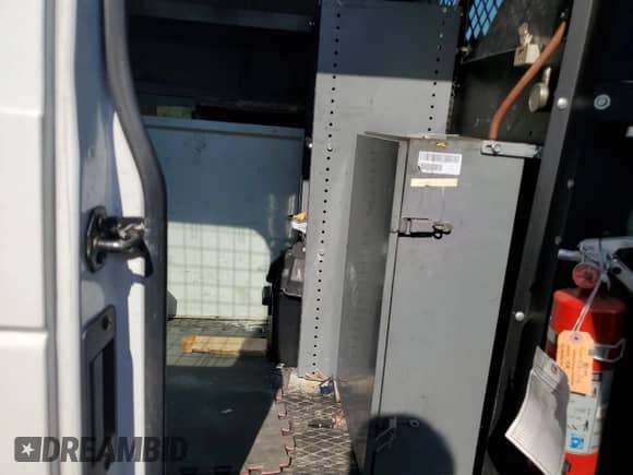 2008 Ford Econoline Cargo Commercial с VIN 1FTSE34L38DA26760, выставлен на аукционе Copart как лот 61697925 с пробегом Не указан миль и Чистый • Clean title. История ставок и продаж доступна на DreamBid. Изображение 10.