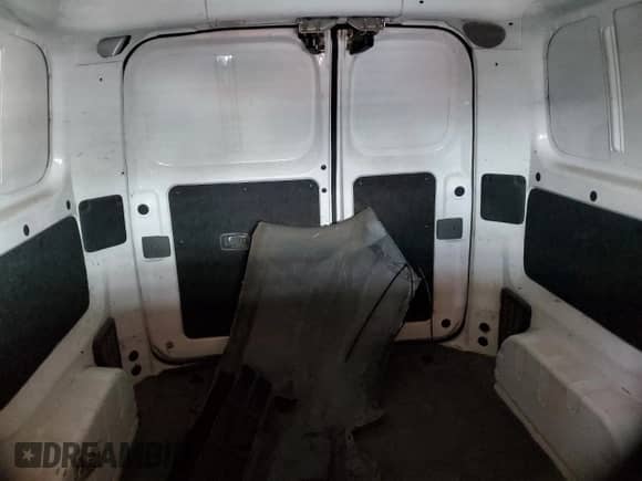 2015 Chevrolet City Express Cargo LS с VIN 3N63M0YN4FK692909, выставлен на аукционе Copart как лот 45692705 с пробегом 346 518 миль миль и Списание • Salvage title. История ставок и продаж доступна на DreamBid. Изображение 10.