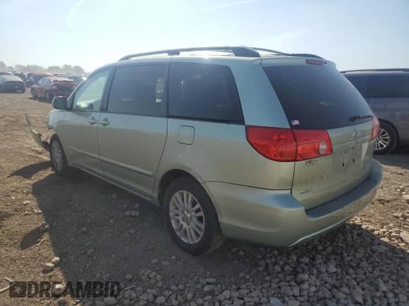2010 Toyota Sienna XLE с VIN 5TDYK4CC8AS324290, выставлен на аукционе Copart как лот 81019885 с пробегом 130 506 миль миль и Списание • Salvage title. История ставок и продаж доступна на DreamBid. Изображение 2.