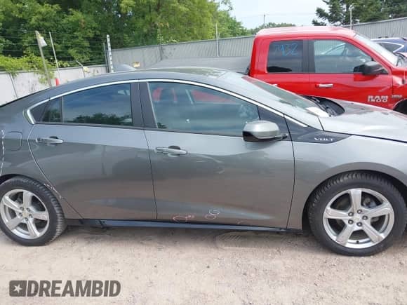 2017 Chevrolet Volt LT z VIN 1G1RA6S53HU100722, wystawiony jako IAAI lot #42805006 z przebiegiem 85 636 mil mil oraz . Historia ofert i sprzedaży dostępna na DreamBid. Obrazek 13.