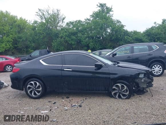 2016 Honda Accord LX-S с VIN 1HGCT1B43GA009923, выставлен на аукционе IAAI как лот 42362369 с пробегом 46 390 миль миль и . История ставок и продаж доступна на DreamBid. Изображение 14.