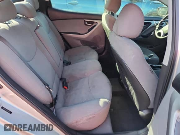 2014 Hyundai Elantra SE z VIN 5NPDH4AE4EH528016, wystawiony jako Copart lot #82223015 z przebiegiem 178 707 mil mil oraz Czysty tytuł • Clean title. Historia ofert i sprzedaży dostępna na DreamBid. Obrazek 10.